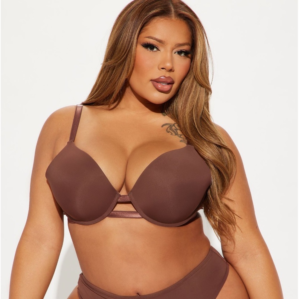 BRAND NEW BROWN PUSH UP BRA